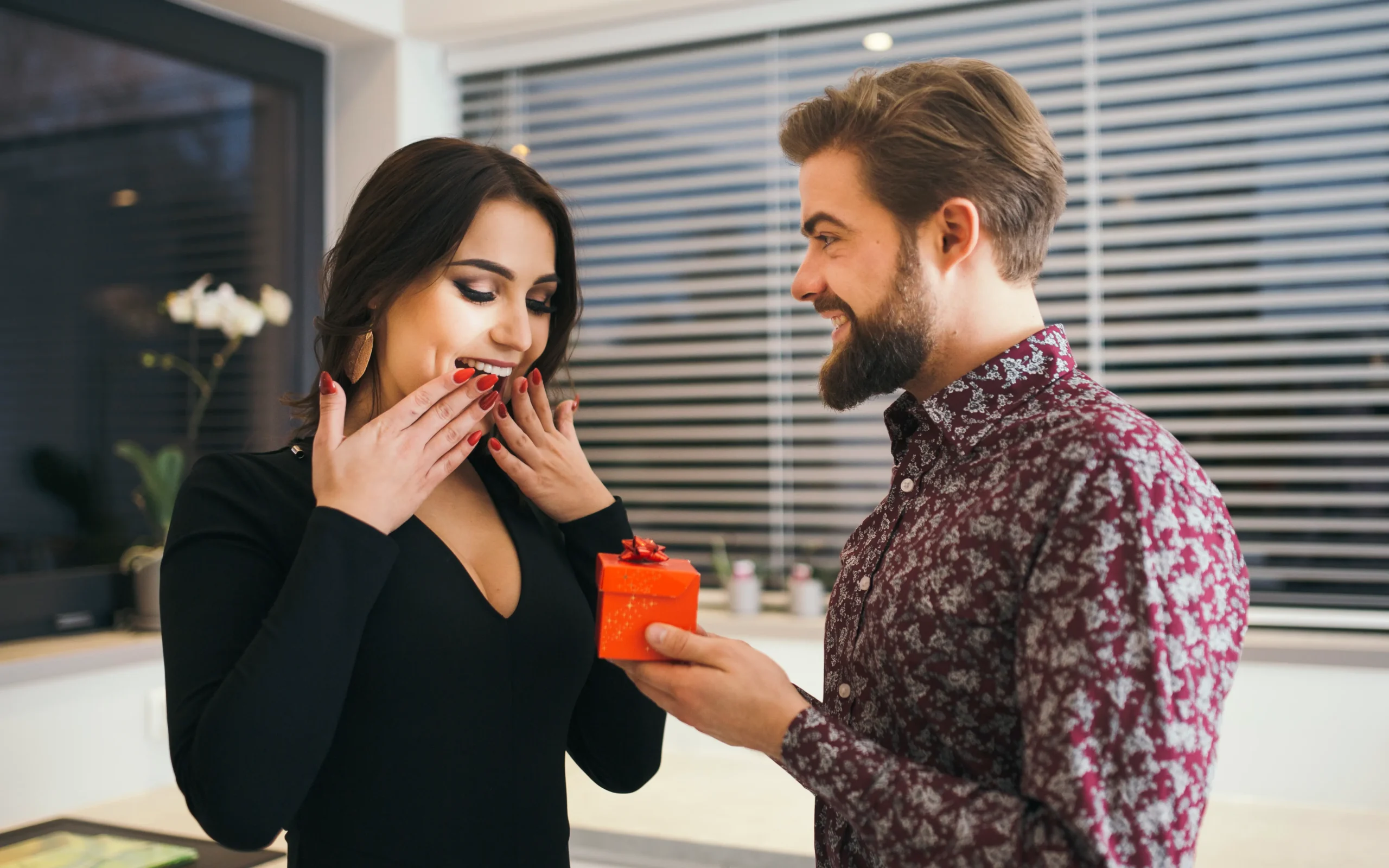 Pilih Aroma Aroma Parfum yang Tepat untuk Pasanganmu